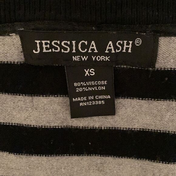 Jessica Ash Striped Long Sleeve Cropped Size XS - Picture 3 of 9